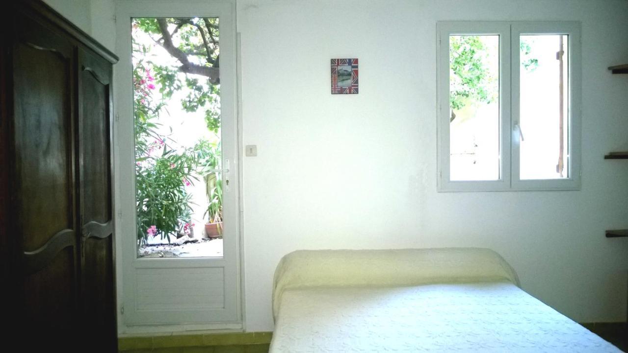 Logement Climatise Avec Jardin Et Parking Pour 2 Personnes En Bord De Plage La Ciotat Luaran gambar