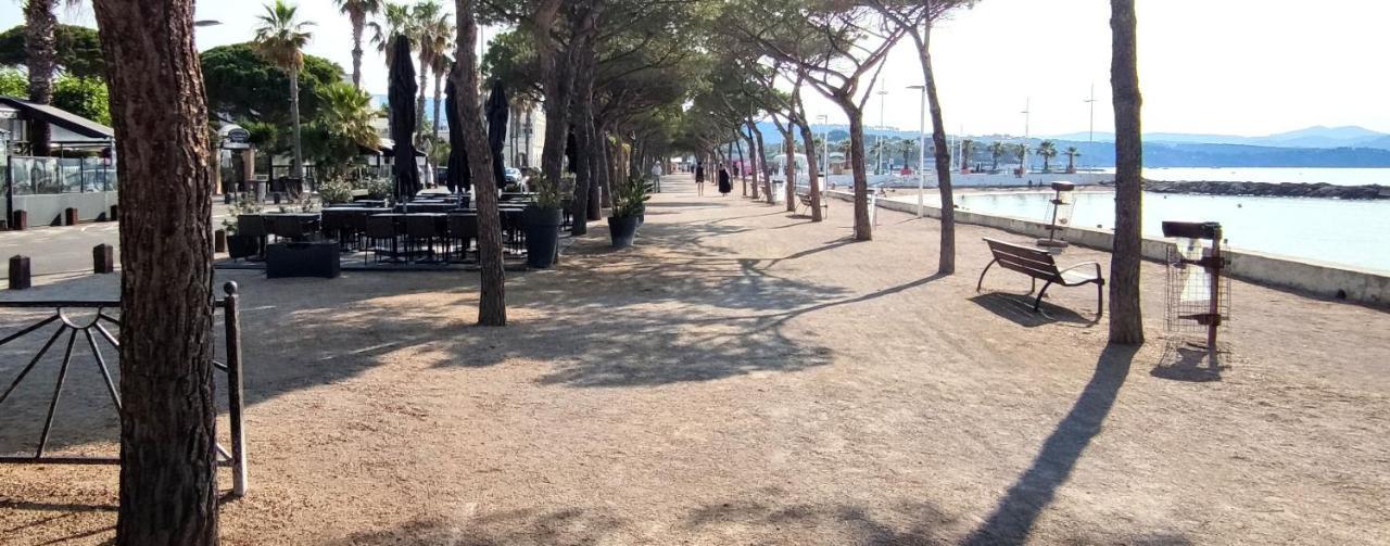 Logement Climatise Avec Jardin Et Parking Pour 2 Personnes En Bord De Plage La Ciotat Luaran gambar