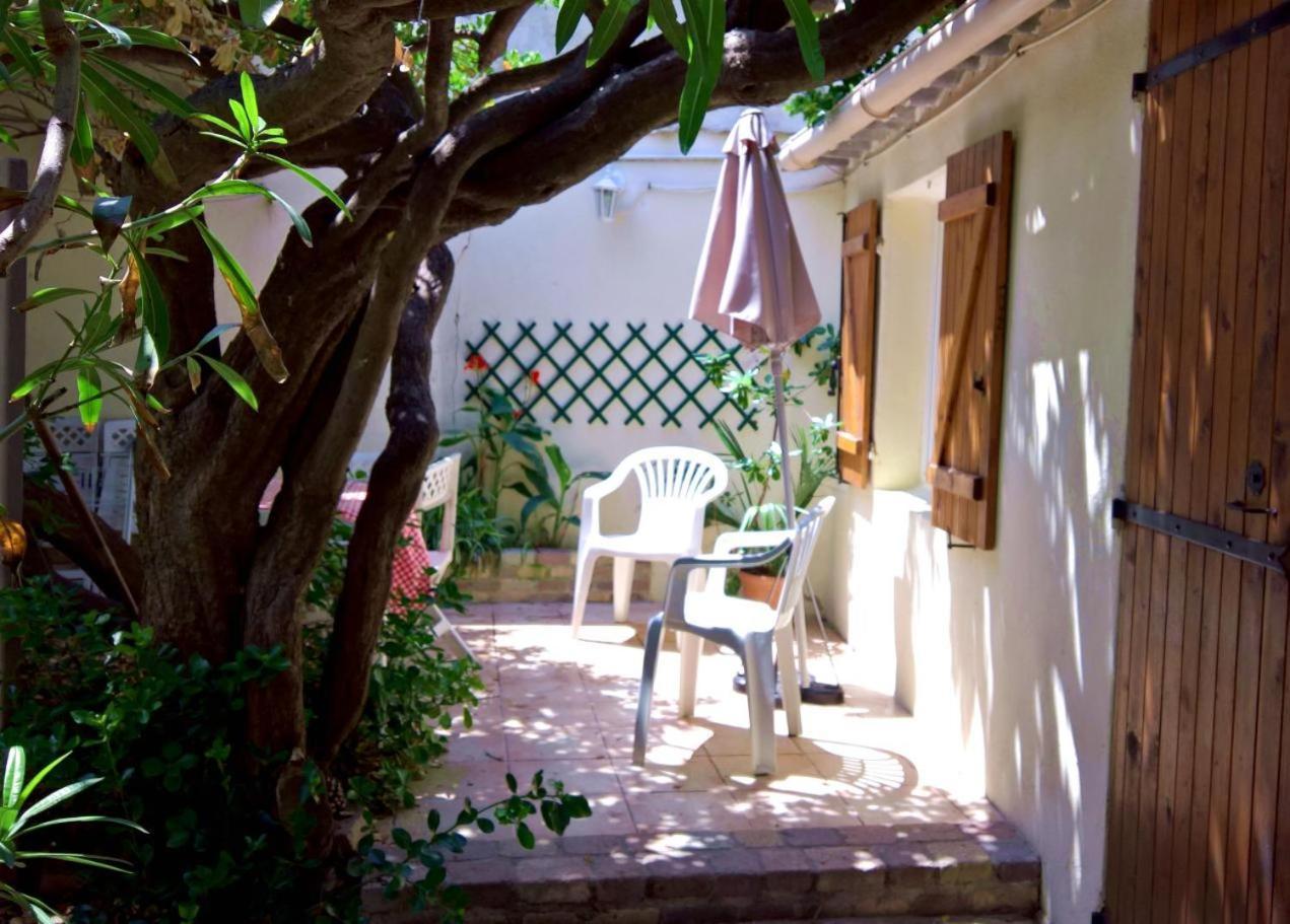 Logement Climatise Avec Jardin Et Parking Pour 2 Personnes En Bord De Plage La Ciotat Luaran gambar