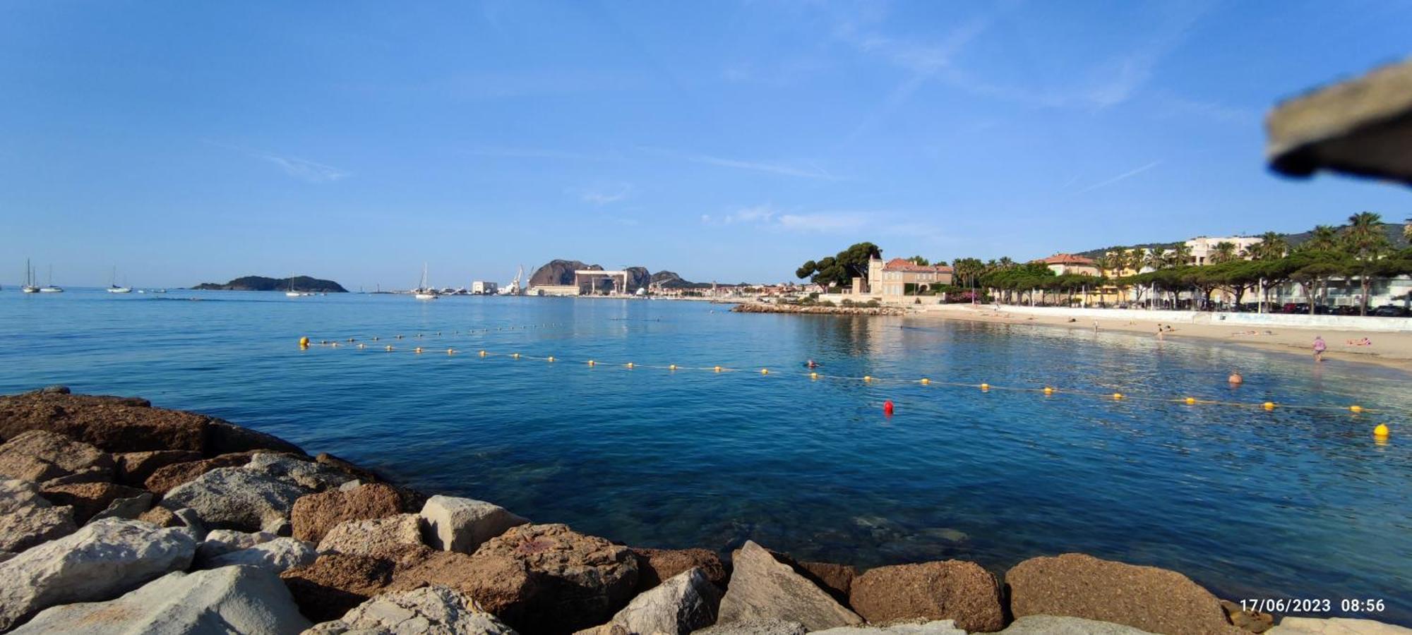 Logement Climatise Avec Jardin Et Parking Pour 2 Personnes En Bord De Plage La Ciotat Luaran gambar
